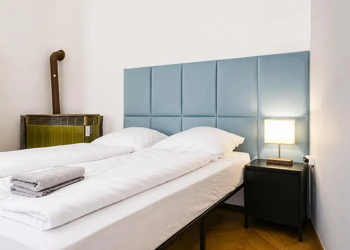 5-min To Danube Stylish 1br Apt, For Longstays