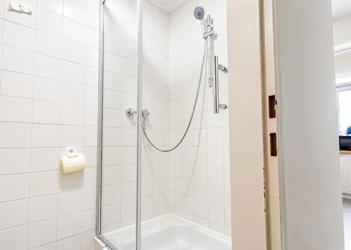 Appartamento 5-min To Danube Stylish 1br Apt, For Longstays